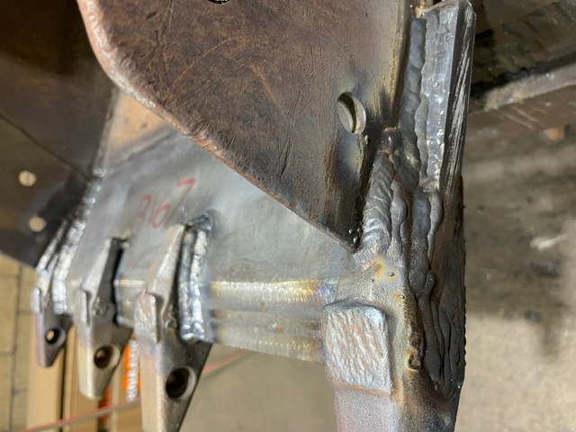 Machine bucket repair